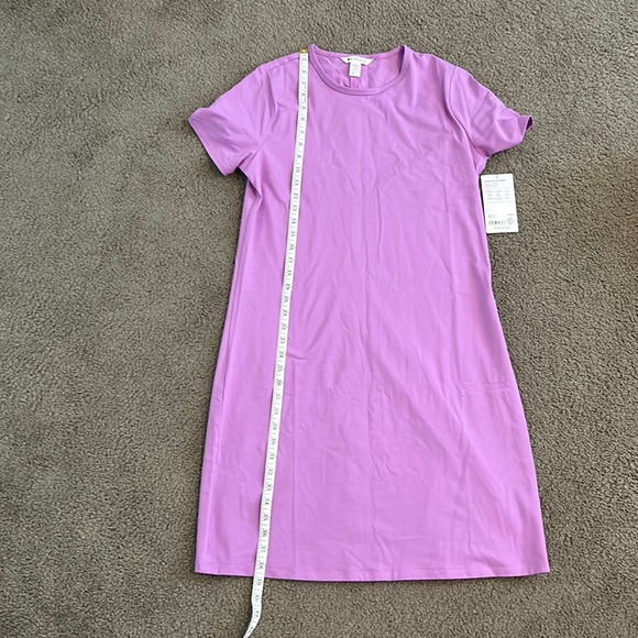 NWT Athleta Essential Tee Dress Orchid MT - Picture 6 of 9